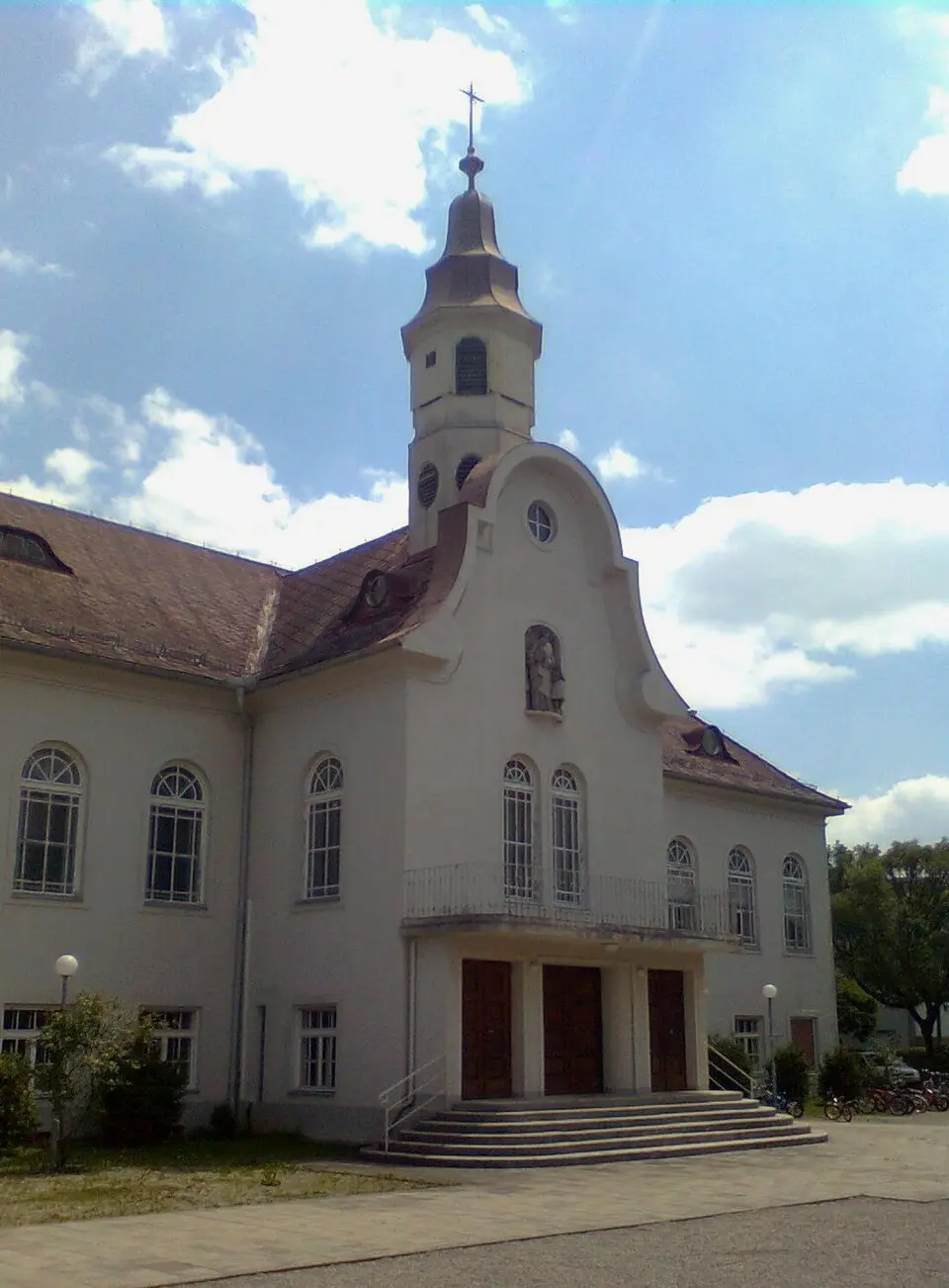 Pfarrsaal und Kindergarten, Alte Notkirche der Schutzengelkirche