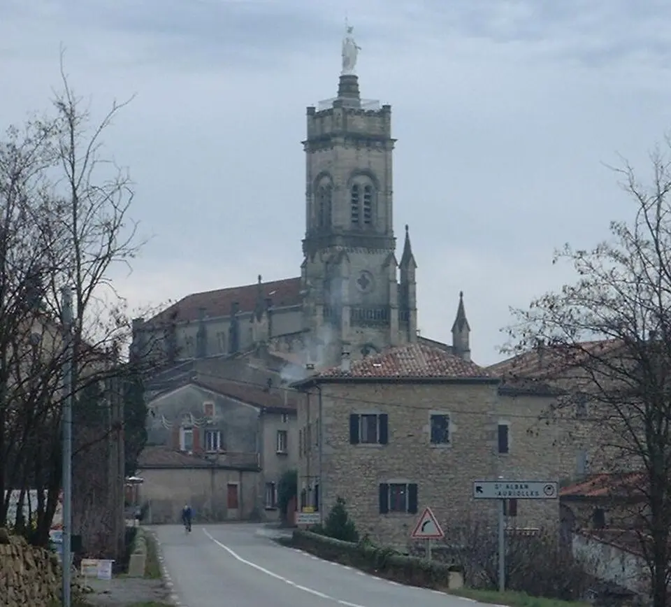 Obrázok: Raymond Sénèque · CC BY 2.5 basilique Notre-Dame-de-Bon-Secours de Lablachère