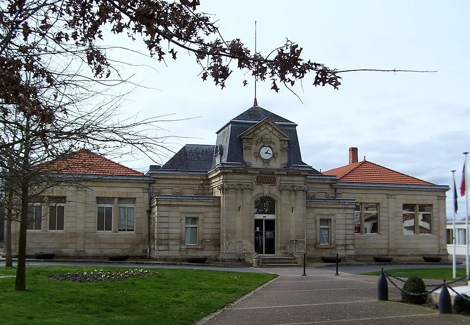 Kép: Henry Salomé · CC BY-SA 3.0 Ambarès-et-Lagrave