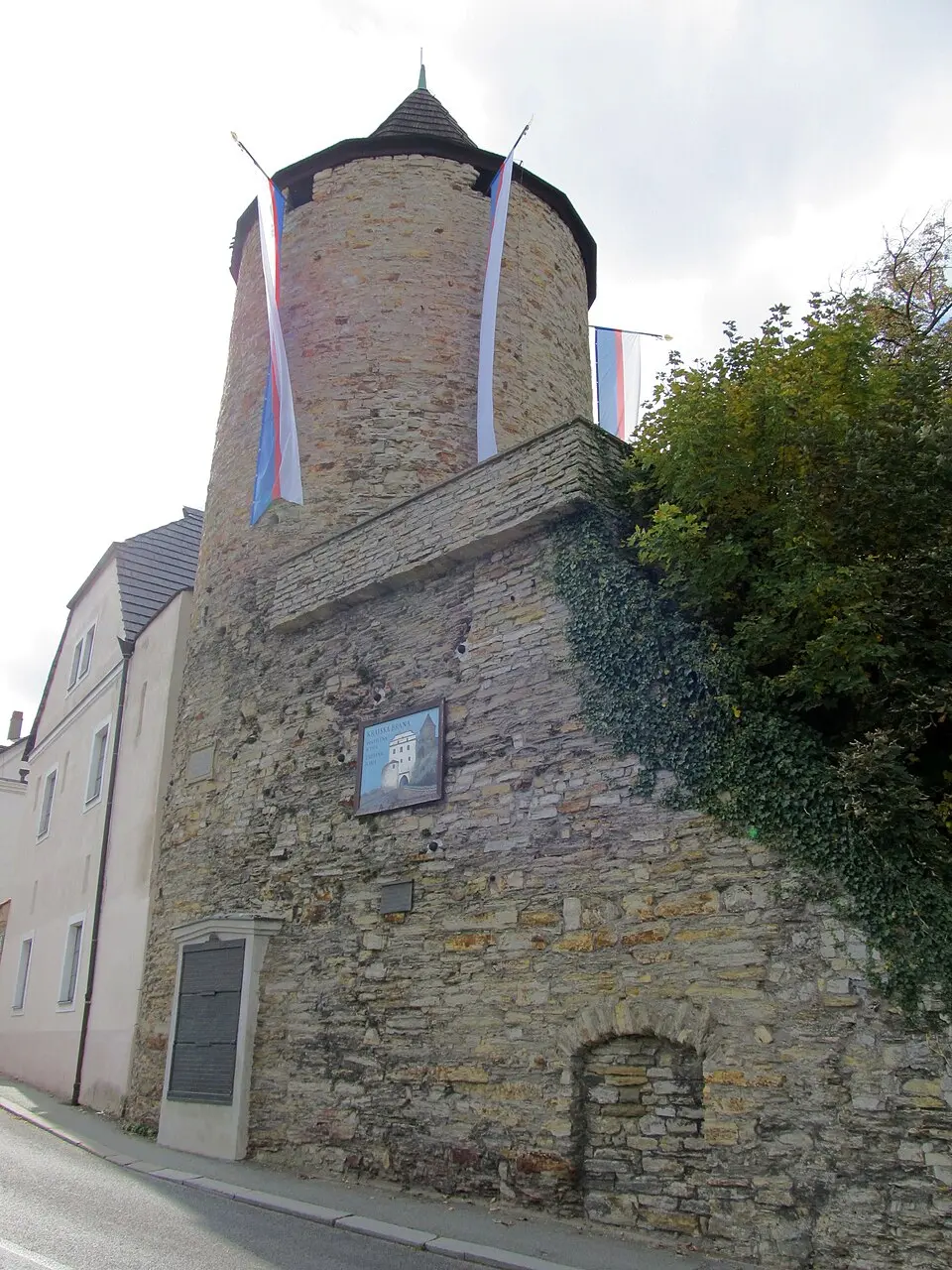 Image: Ewwwa · CC BY-SA 3.0 Městské opevnění (Nové Město nad Metují)