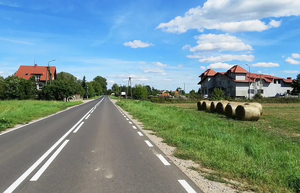 Bild: Andrzej Błaszczak · CC BY-SA 4.0 Nowa Mała Wieś