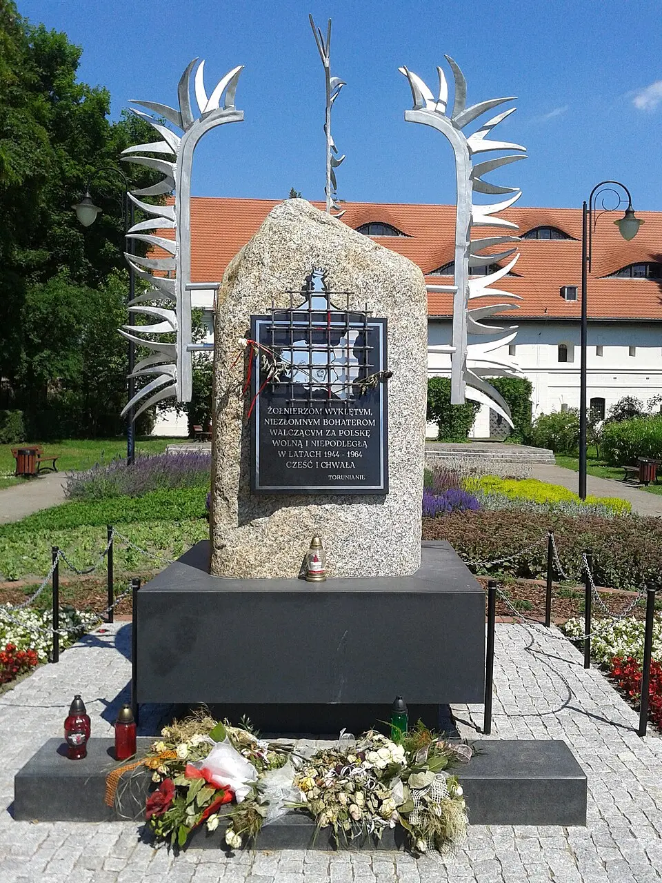 Pomnik Żołnierzy Wyklętych w Toruniu