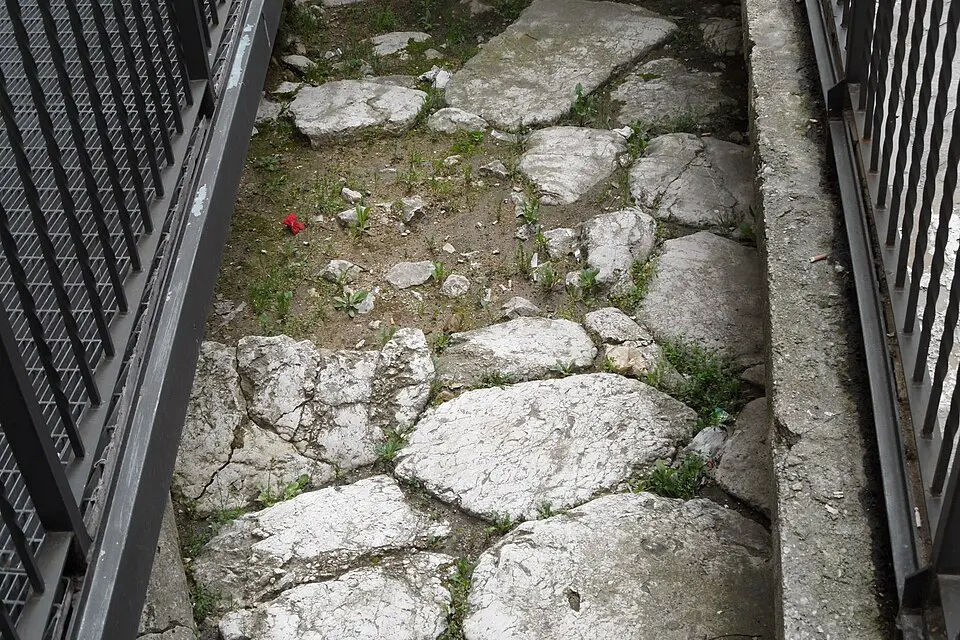 resti di strada romana
