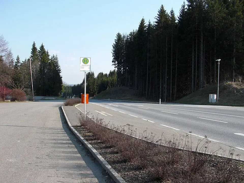 Bild: Ulflulfl · Public domain Obdacher Sattel