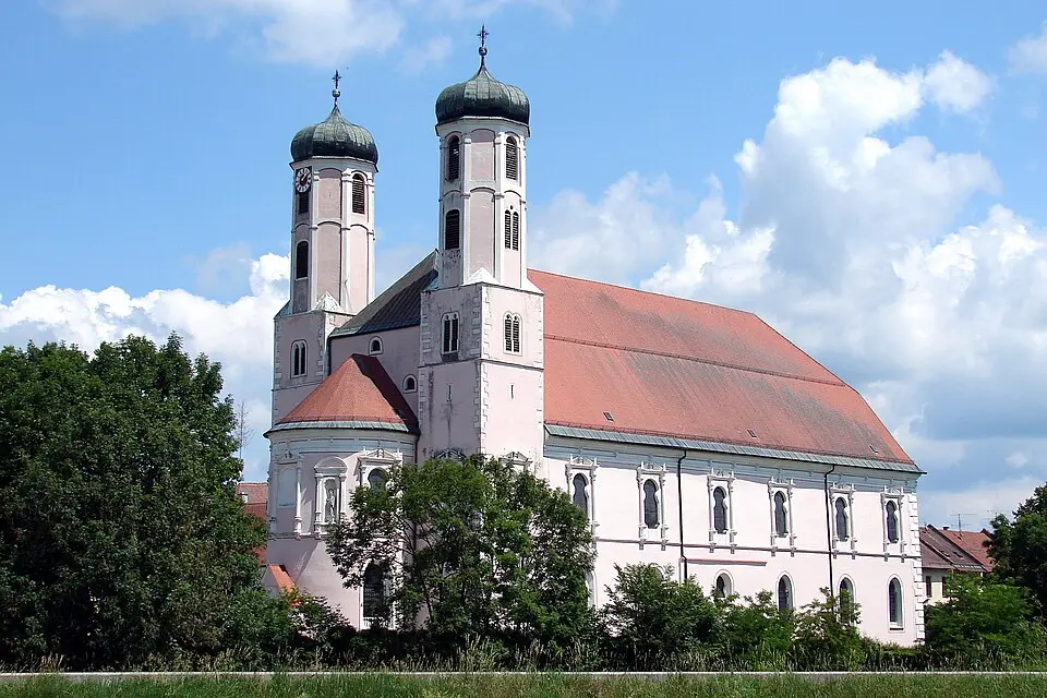 Katholische Pfarrkirche St. Peter und Paul, ehemalige Benediktinerklosterkirche