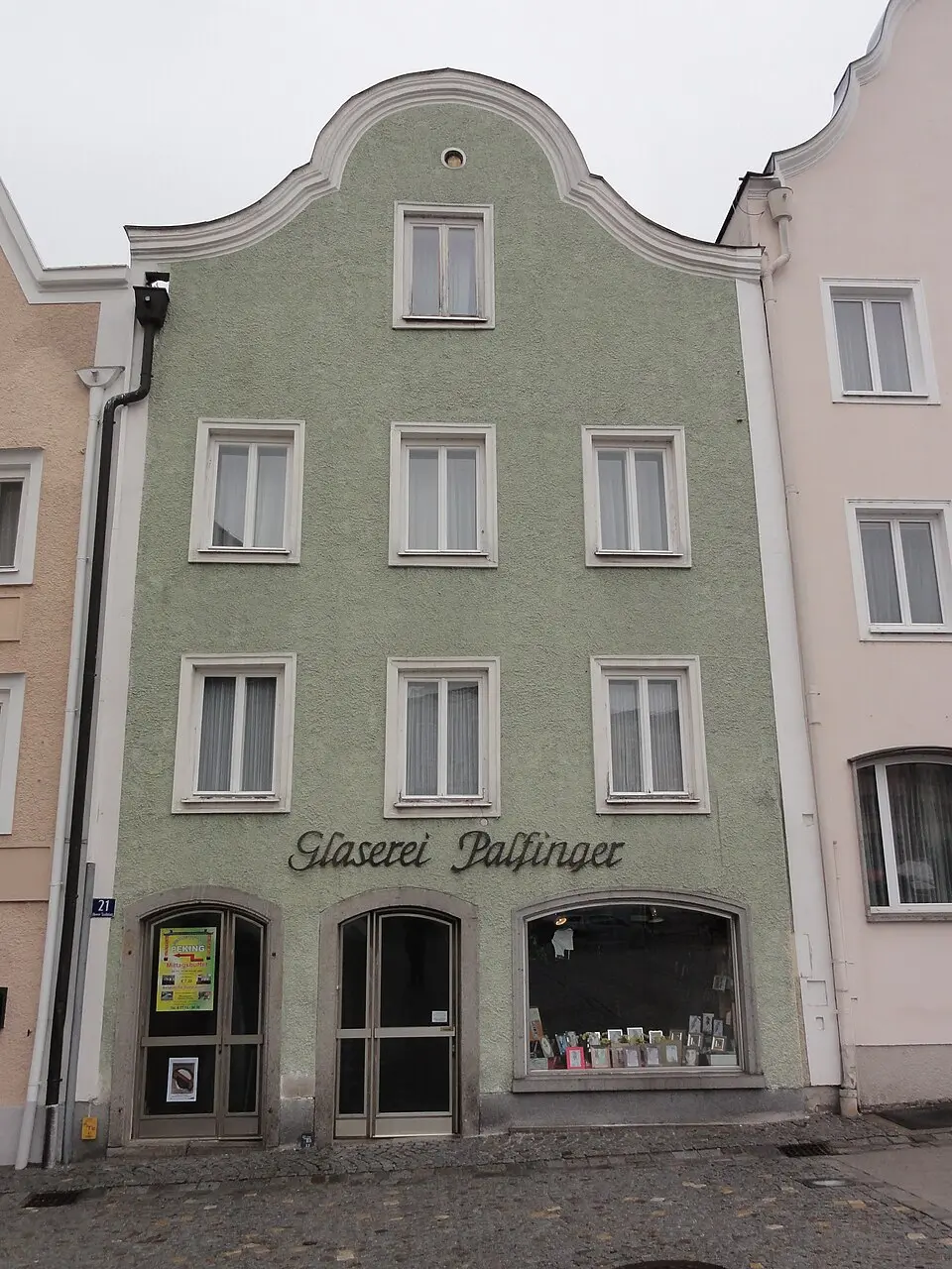 Bild: FranzOvilava · CC BY-SA 3.0 AT Bürgerhaus