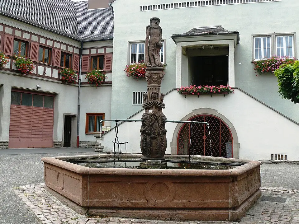 fontaine de l'Homme Sauvage