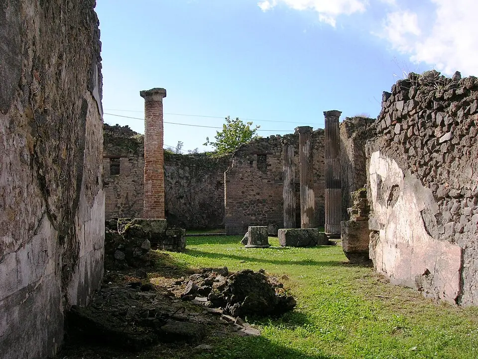 officina tintoria di Ubonius (VII.2.11)