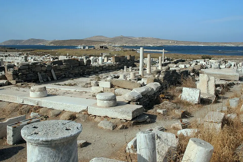 Oikos of the Naxians on Delos