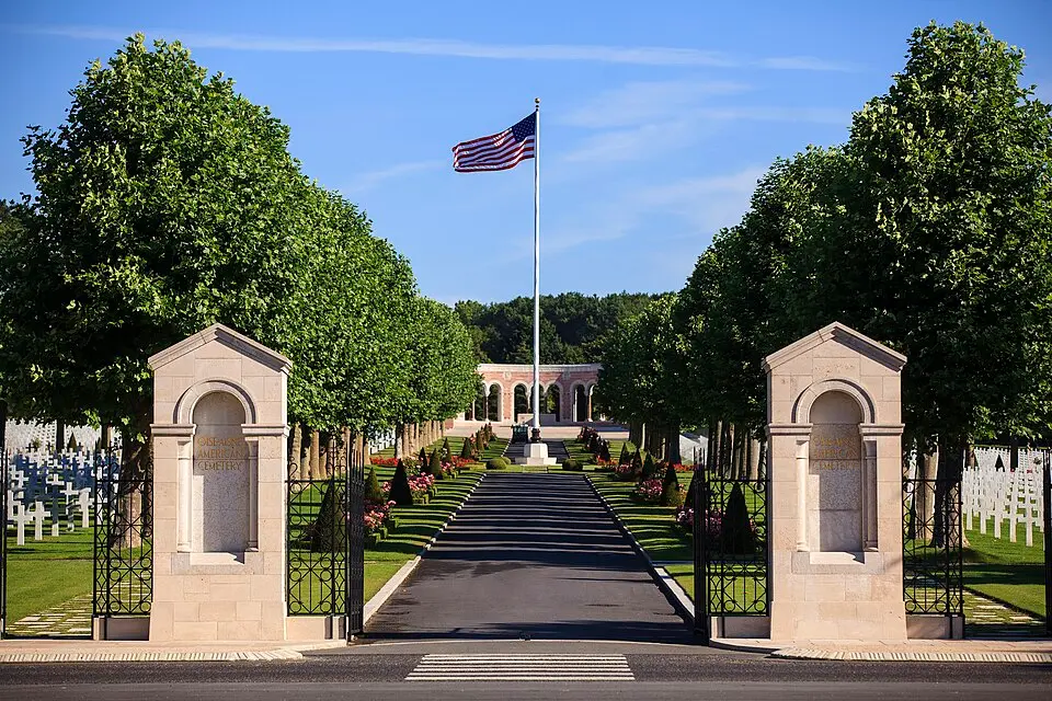 Slika: American Battle Monuments Commission · CC0 cimetière américain de Seringes-et-Nesles