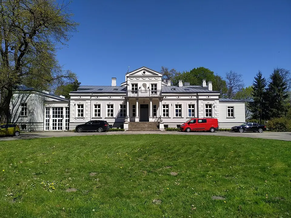 Zespół pałacowo-parkowy w Ojrzanowie