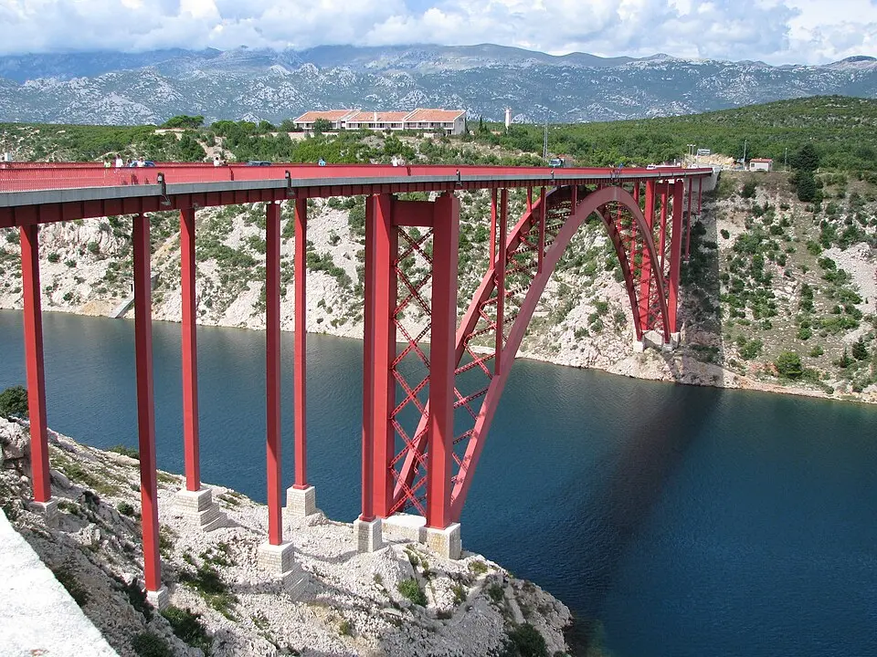 pont de Maslenica