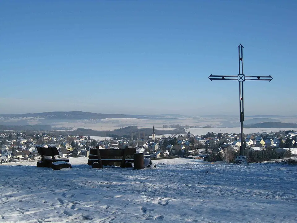 Slika: Alka-acer · Public domain Hundsangen