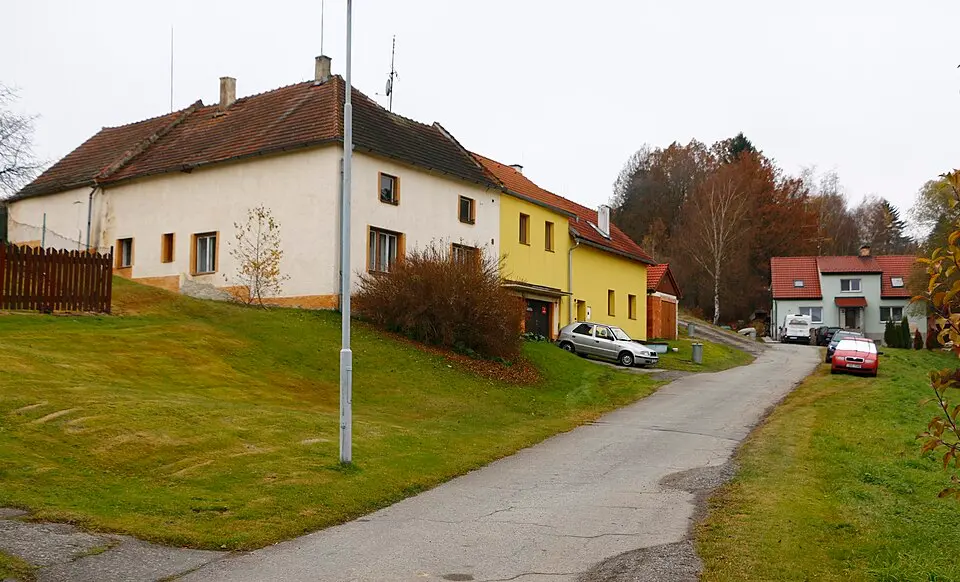 Stradov