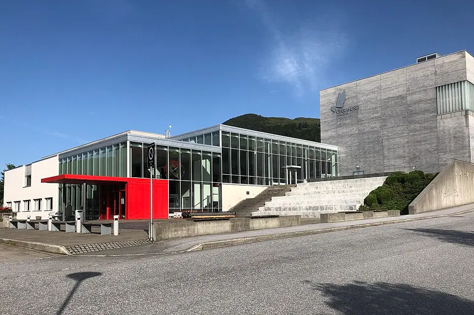 Opernhaus Nordfjordeid