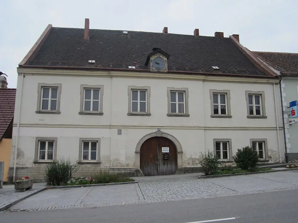 Amtsgebäude, ehem. Brauhaus/Freihaus
