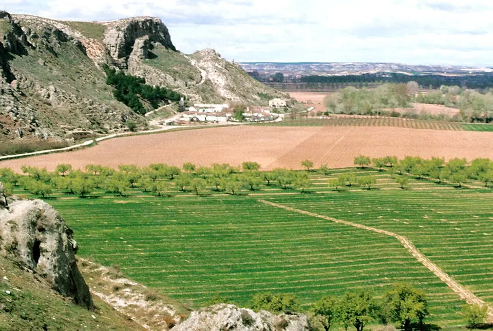 Image: LBM1948 · CC BY-SA 4.0 Mesa de Ocaña