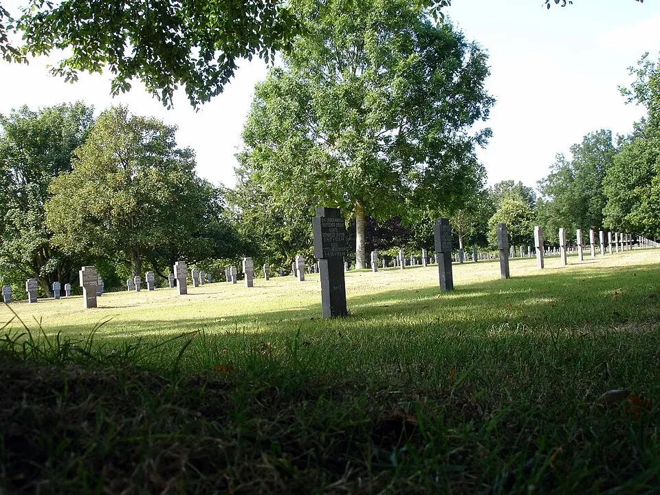 cimetière militaire allemand d'Orglandes