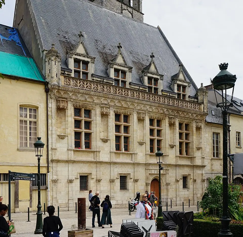 hôtel des Créneaux