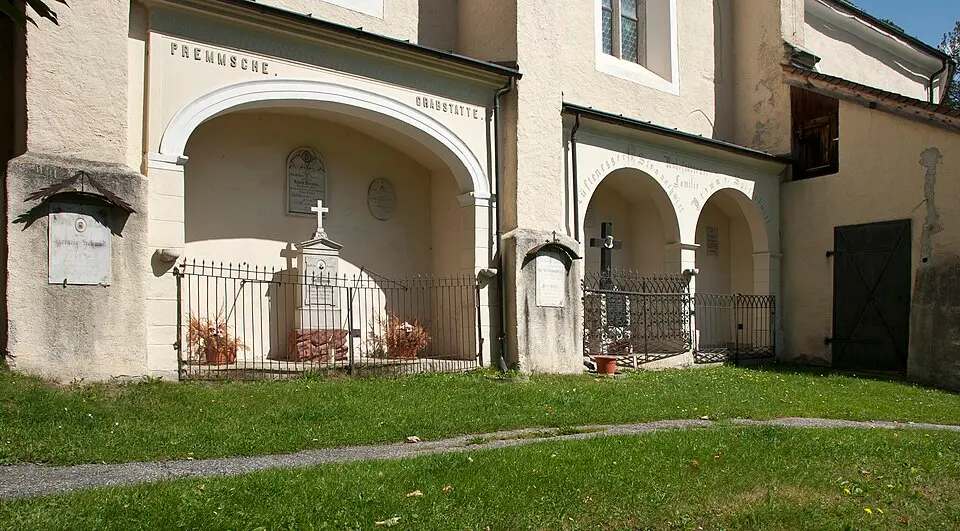 Ortsfriedhof