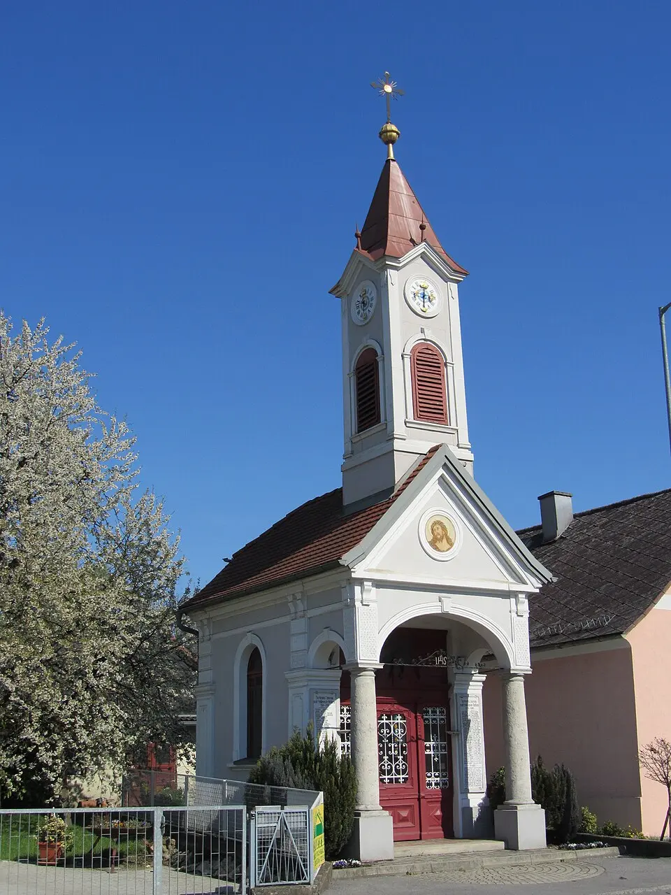 Image: StefanTiran (talk) · CC BY-SA 3.0 AT Ortskapelle