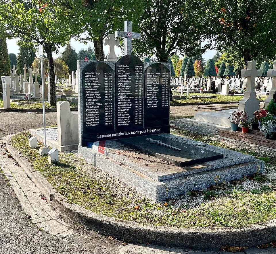 ossuaire militaire du cimetière de Bourg-en-Bresse