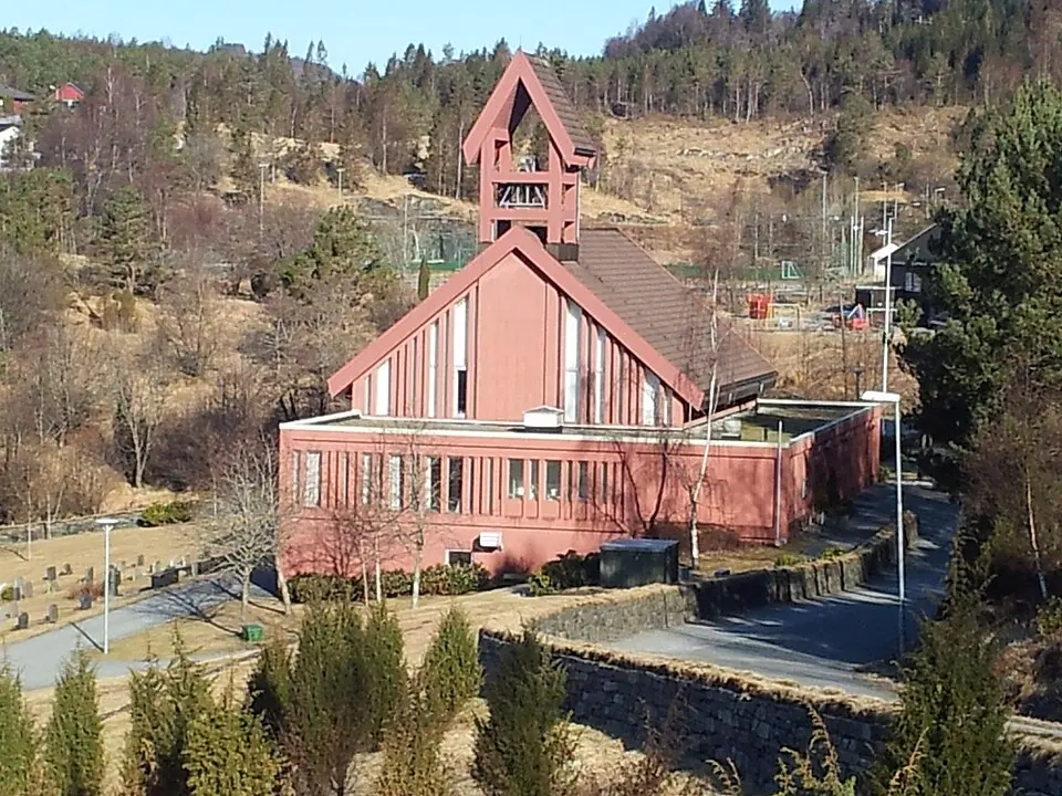 Ostereidet kirke