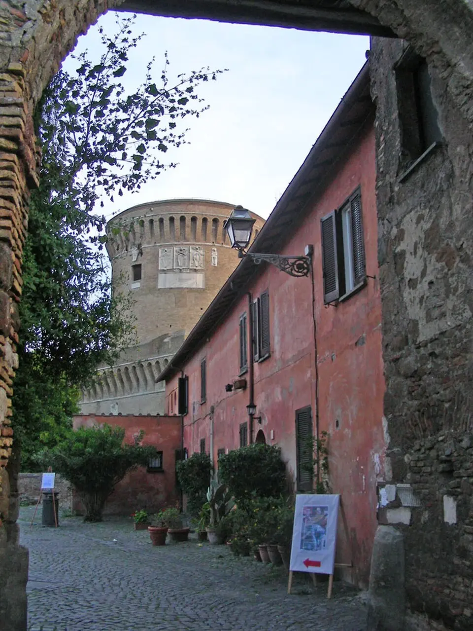 Borgo di Ostia antica