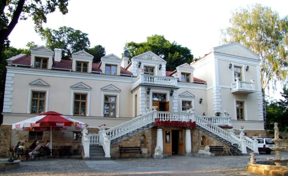 Pałacyk myśliwski Wielopolskich, obecnie hotel