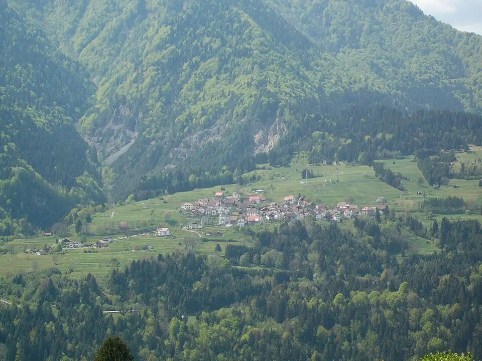 Ovasta