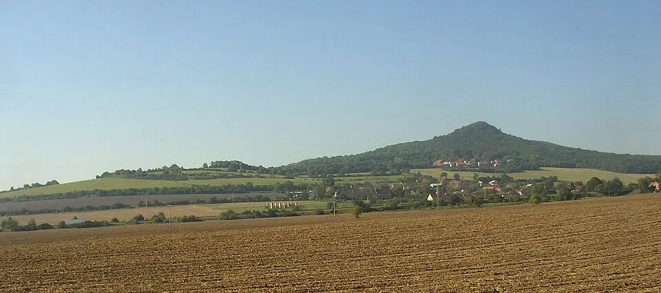 Bild: User:Miaow Miaow · Public domain Ovčín (Böhmisches Mittelgebirge)