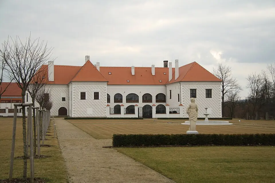 zámek Valeč