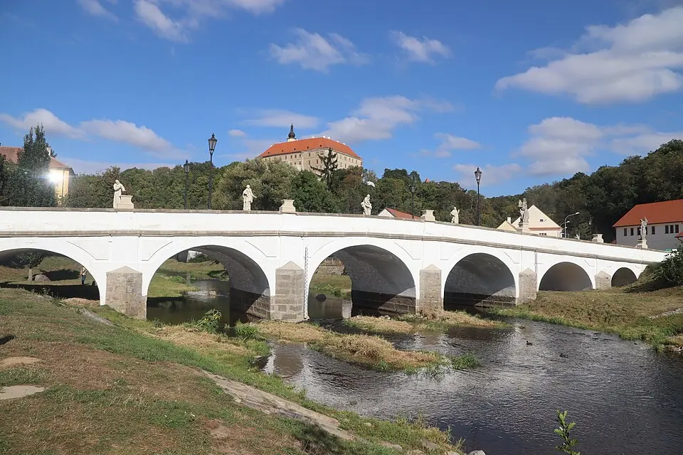 barokní most v Náměšti nad Oslavou