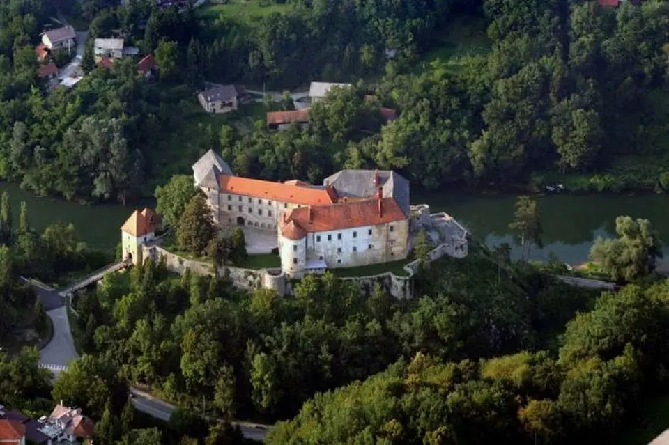 Obrázok: Šeki · CC BY 3.0 Stari grad Ozalj