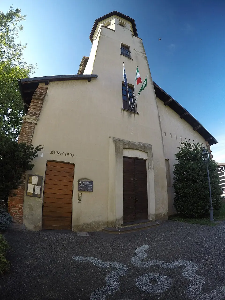 casa già Visconti, Foppa, poi Cagnola, ora sorelle Calvi