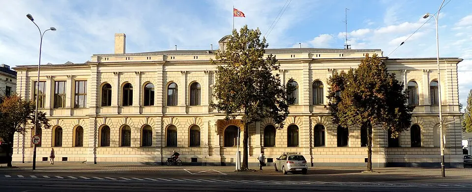 Pałac Enderów, Zamkowa 5 w Pabianicach