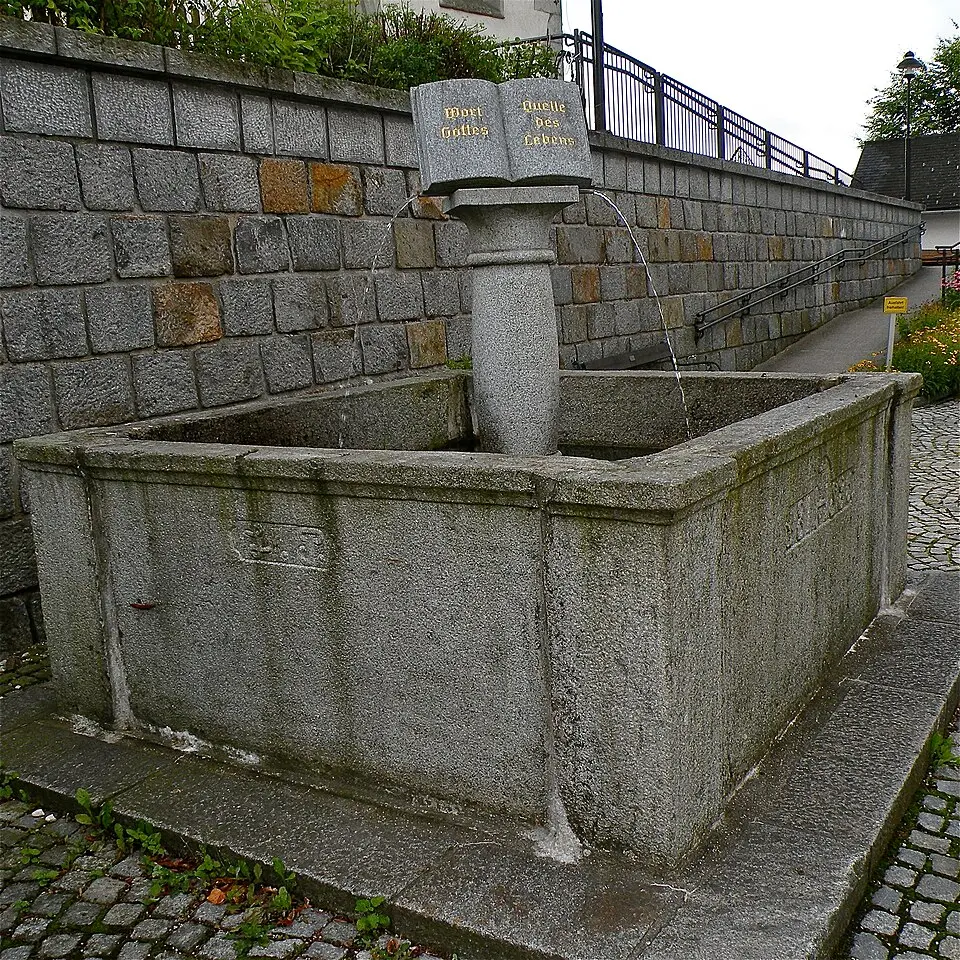 Brunnen