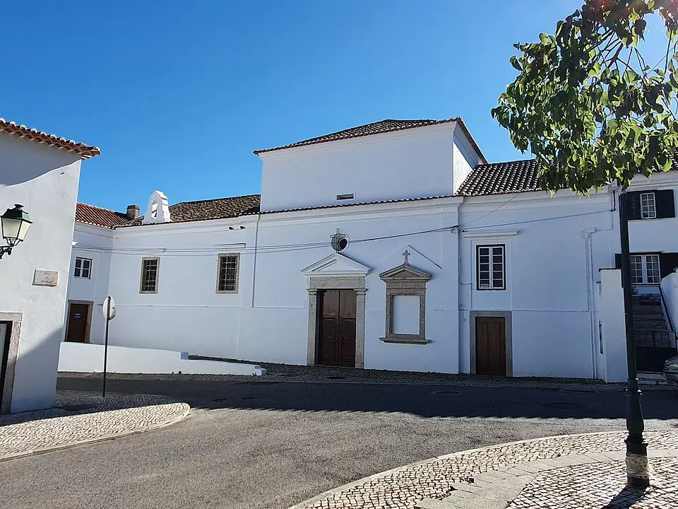 Capela e falcoaria das ruínas do antigo Paço Real de Salvaterra de Magos