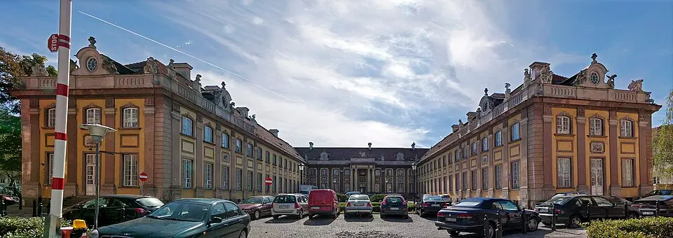 Pałac Branickich ze skrzydłami
