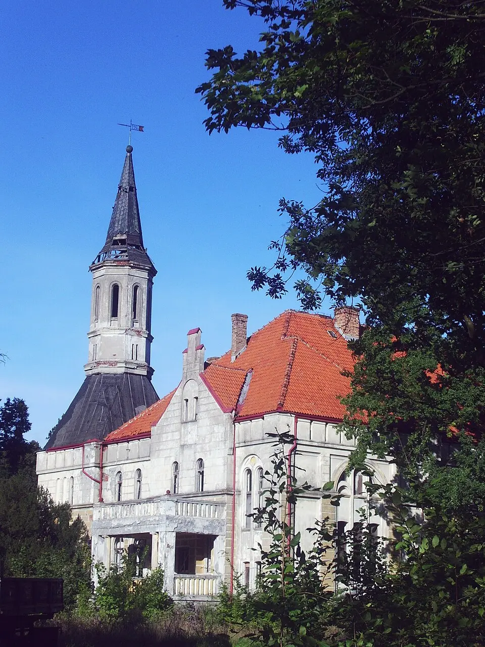 Zespół pałacowy w Debrznie-Wsi