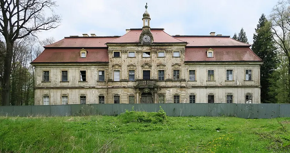 Pałac w Grodźcu