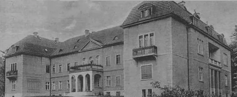 pałac w Kucharach