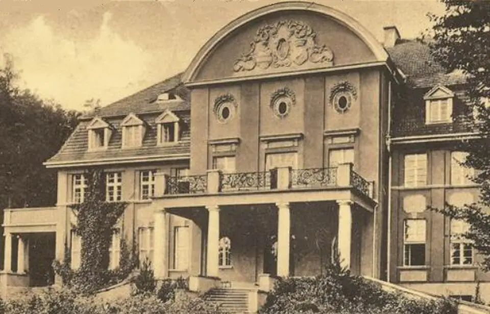 Pałac w Trzcinnie