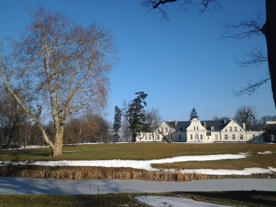 Zespół pałacowo-parkowy w Turznie