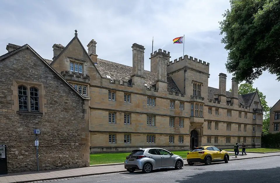 Image: Tilman2007 · CC BY-SA 4.0 Wadham College