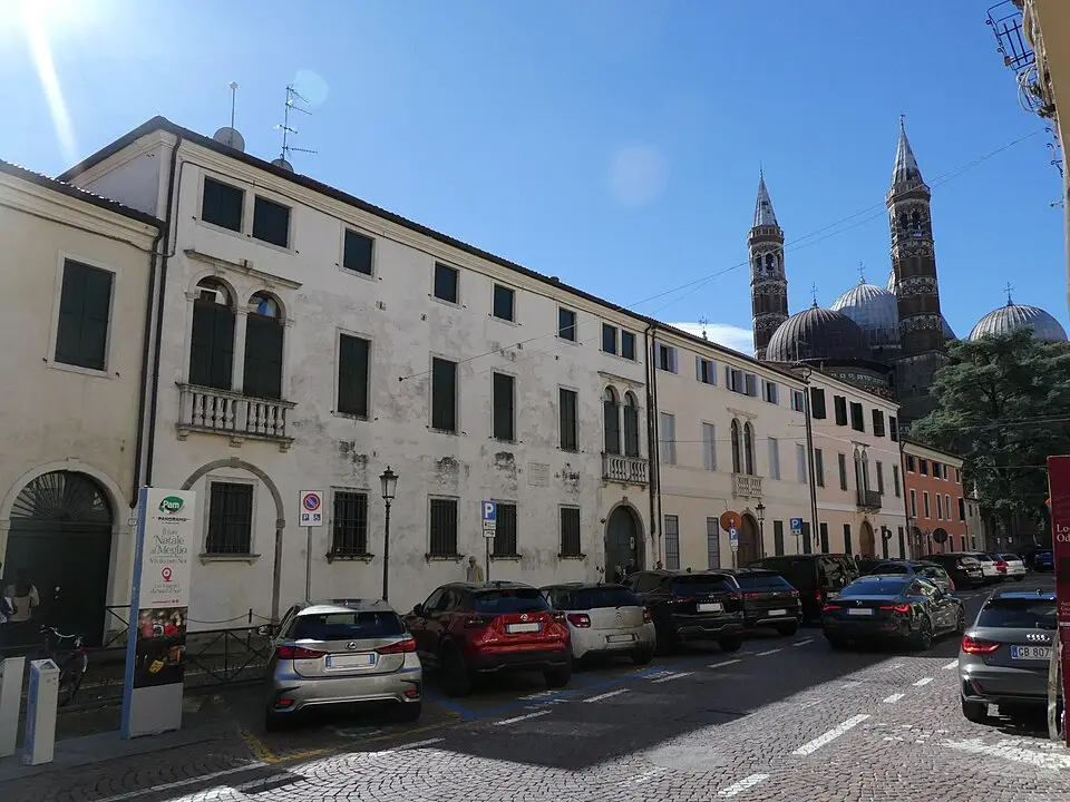 Palazzo De Claricini