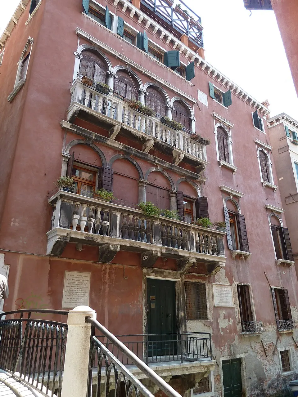 Palazzo Basadonna