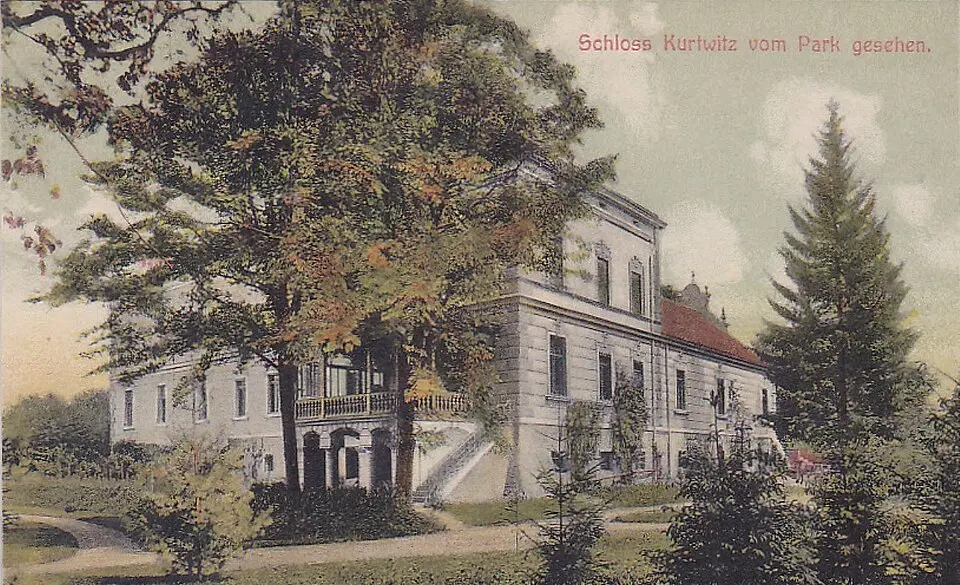 Image: https://polska-org.pl/6084275,foto.html?idEntity=535303 · Public domain Pałac w Kondratowicach