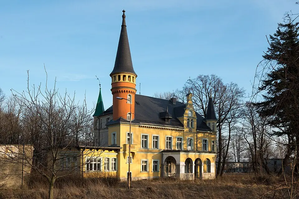 Pałac w Jodłowniku
