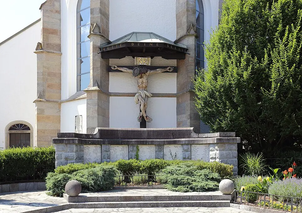 Slika: C.Stadler/Bwag · CC BY-SA 3.0 AT Kriegerdenkmal